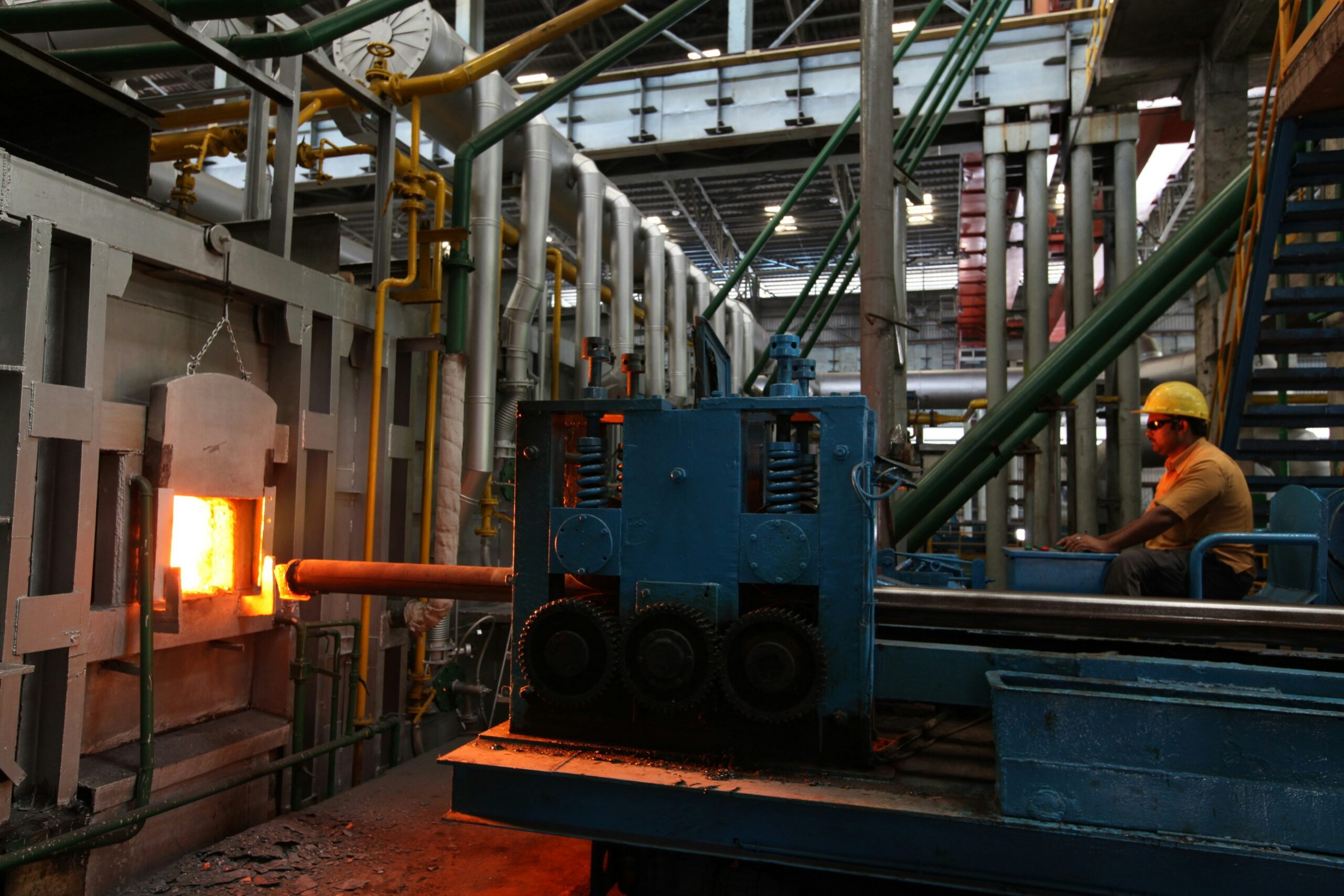 Francisco Lino Ramirez Arteaga-Gestão de Equipamentos Industriais
